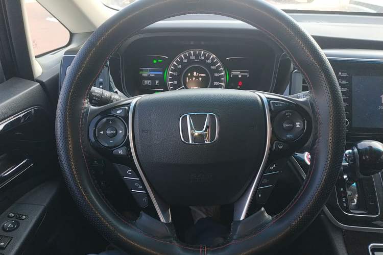 Used Honda Elysion 2019 2.0L Hybrid Supreme Edition
