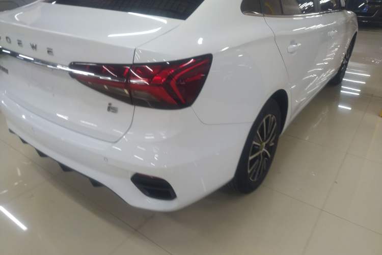 Used Roewe i5 2021 Revised Version 1.5L CVT Diamond Edition