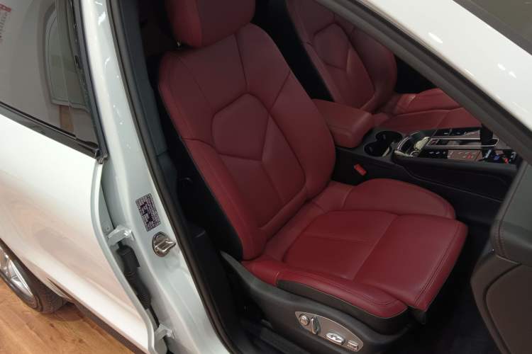 Used Porsche Macan 2023 Macan 2.0T
