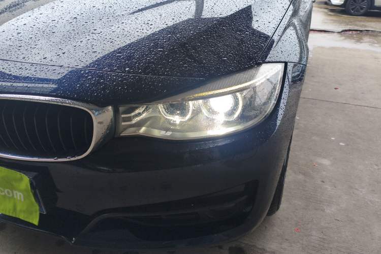 Used BMW 3 Series GT 2016 320i Fashion Model
