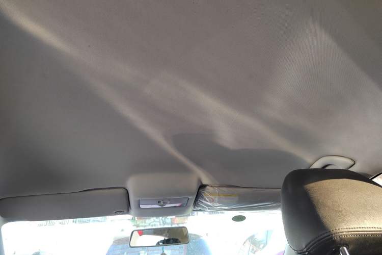 Used Volkswagen Polo 2016 1.4L Manual Fashion Model
