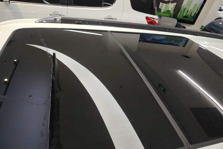 Used  Grand Commander 2018 2.0T Four-Wheel Drive Premium Navigation Version China V
