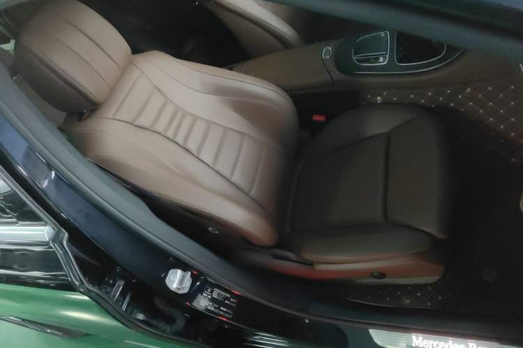 Used Mercedes-Benz E-Class 2020 Facelift E 260 L Sport Edition
