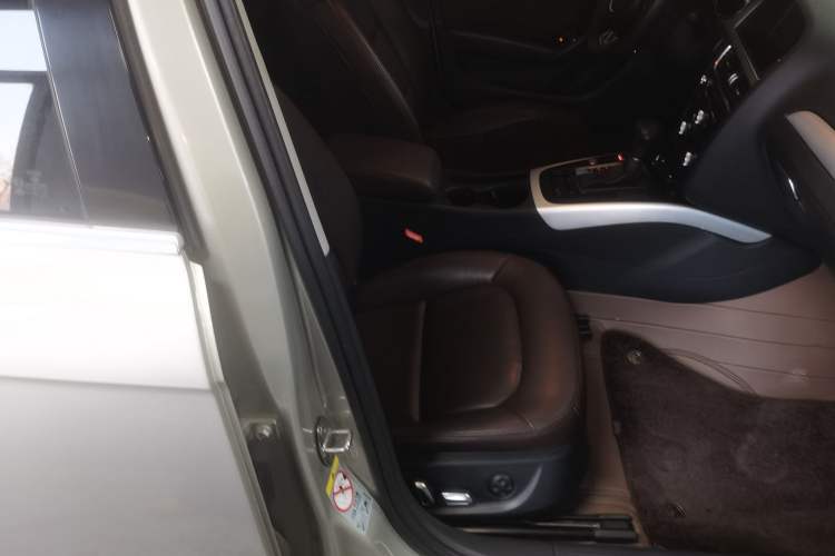 Used Audi A4L 2016 35 TFSI Collector's Edition Automatic Standard Model
