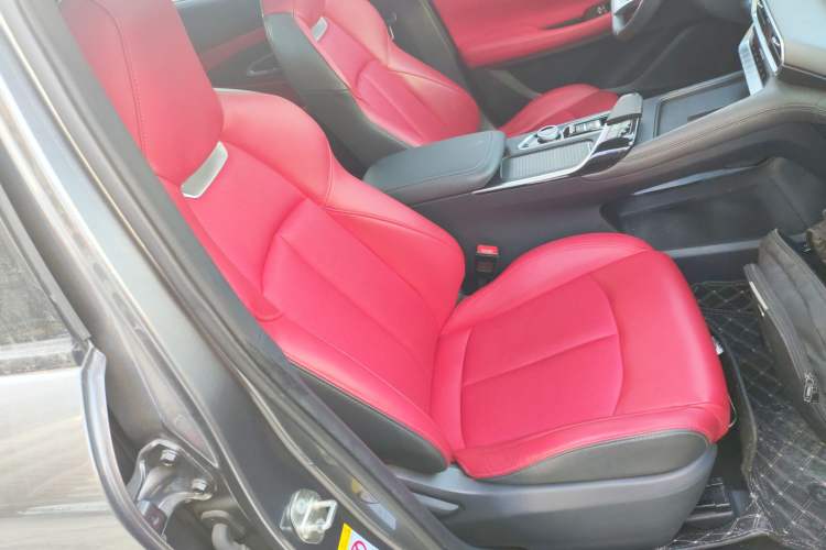 Used Changan UNI-T 2020 1.5T Prestige Version