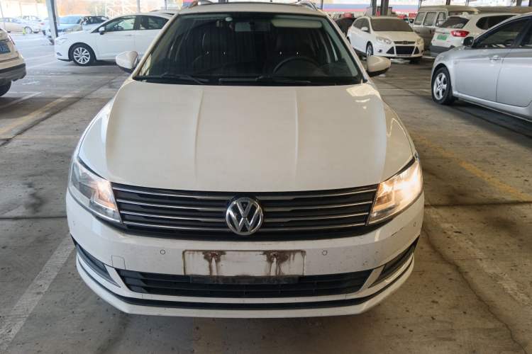 Used Volkswagen Gran Lavida 2015 1.6L Automatic Comfort Edition