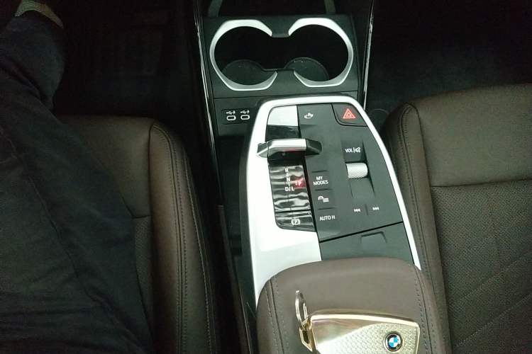 Used BMW X1 2023 xDrive25Li X Design Package
