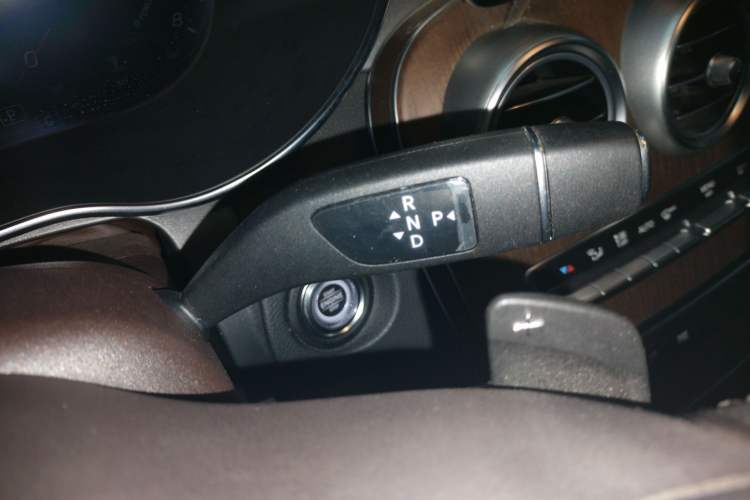 Used Mercedes-Benz GLC 2022 GLC 300 L 4MATIC Dynamic Model
