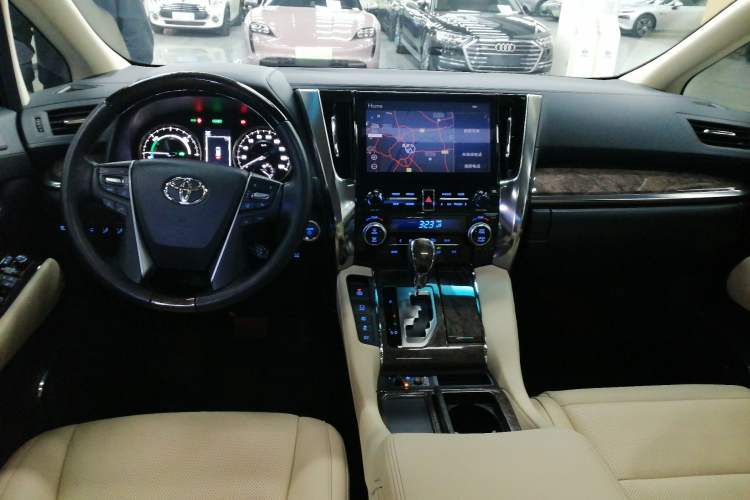 Used Toyota Alphard 2021 Dual-Engine 2.5L Prestige Edition
