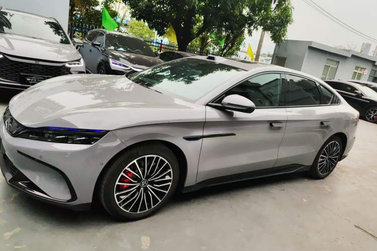 Used BYD Han 2025 EV with 701 km of Laser Radar-Enabled Intelligent Driving
