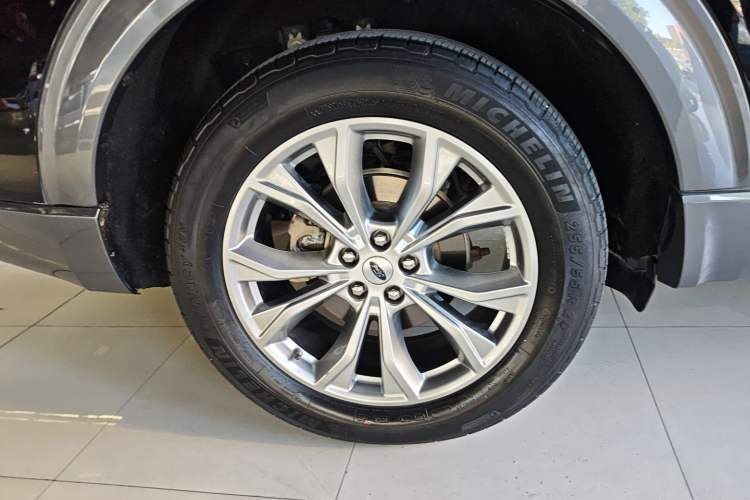 Used Ford Explorer 2020 EcoBoost 285 Four-Wheel Drive Trend Edition 6 Seats
