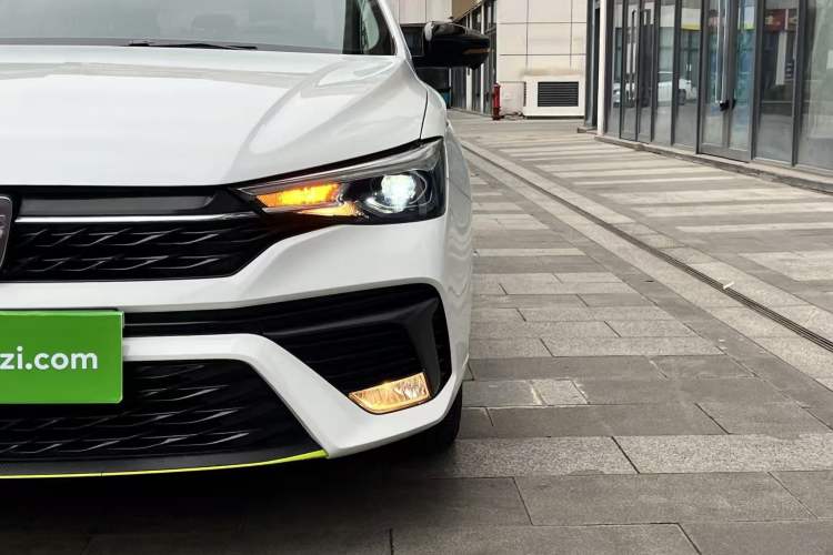 Used Roewe i5 2021 1.5L CVT Diamond Edition