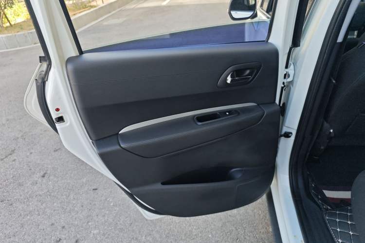 Used Peugeot 3008 2016 2.0L Automatic Classic Edition
