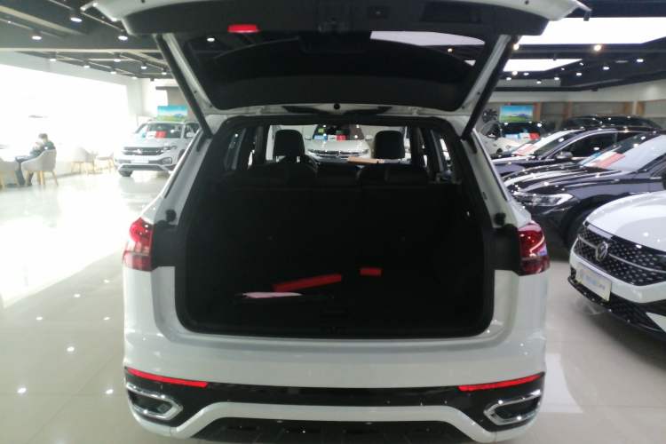 Used Volkswagen Tayron 2021 380TSI All-Wheel Drive R-Line Connected Version