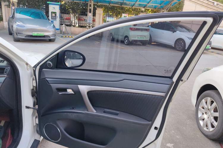 Used Haima M6 2017 1.6L Manual Comfort Model
