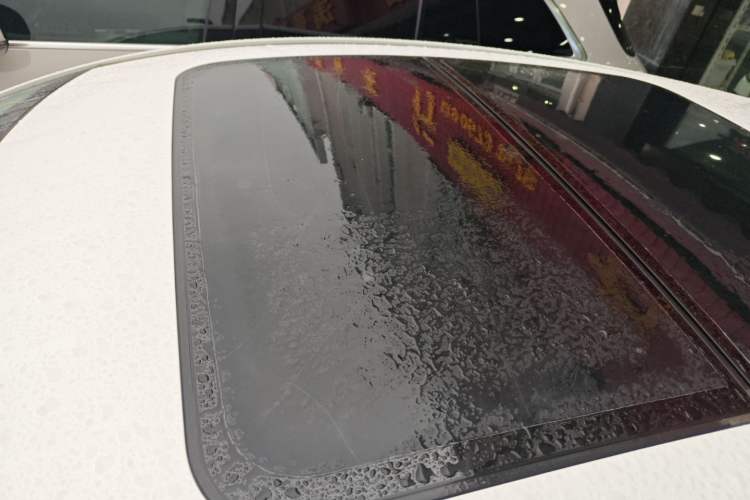 Used Honda Vezel 2017 1.8L CVT Front-Wheel Drive Pioneer Edition