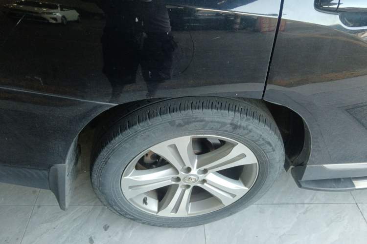 Used Toyota Highlander 2012 2.7L Two-Wheel Drive 7-Seater Luxury Edition
