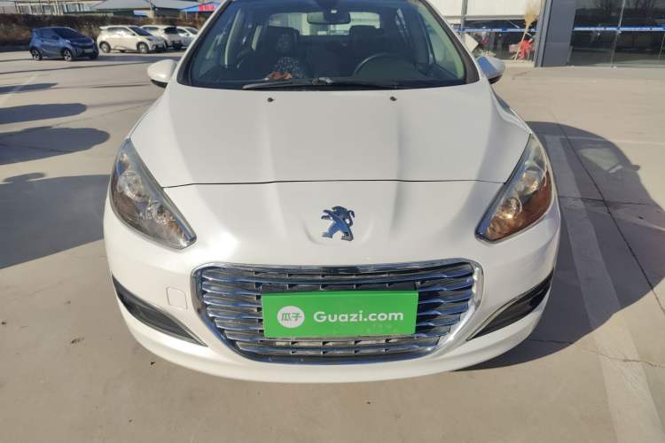 Used Peugeot 308 2014 Enjoy Edition Classic 1.6L Manual Fashion Model