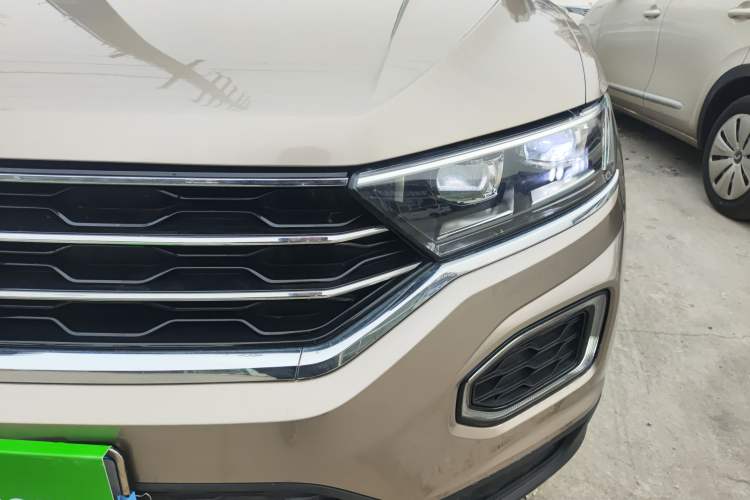 Used Volkswagen T-ROC 2020 280TSI DSG Two-Wheel Drive Comfort Version