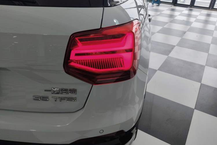 Used Audi Q2L 2018 35 TFSI Fashion Dynamic Version China VI Emission Standard
