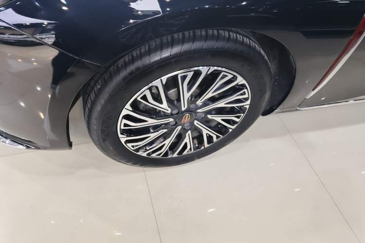 Used Hongqi H5 2024 2.0T Automatic Smart Connect Flagship Edition