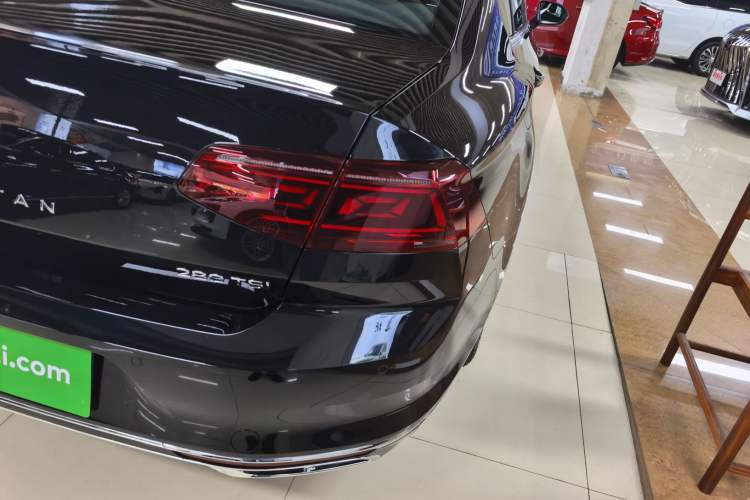 Used Volkswagen Magotan 2025 Zhongxiang Version 280TSI DSG Comfort Edition
