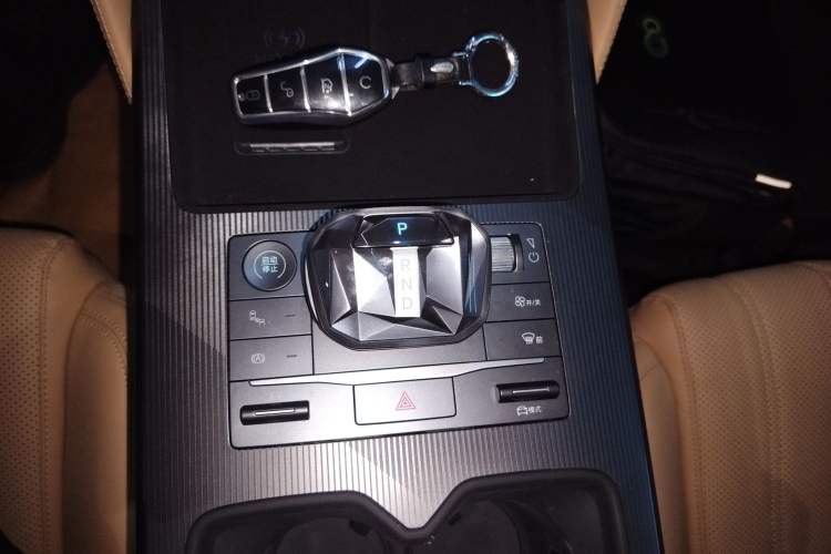 Used BYD Song L DM-i 2024 112 km Beyond Edition
