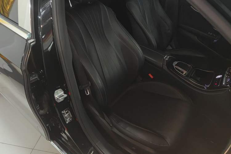 Used Mercedes-Benz E-Class 2017 E 200 L 4MATIC
