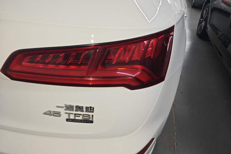 Used Audi Q5L 2018 45 TFSI Prestige Fashion Edition China VI Emission Standard
