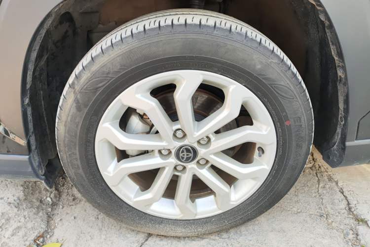 TDK.VehicleDetails.img