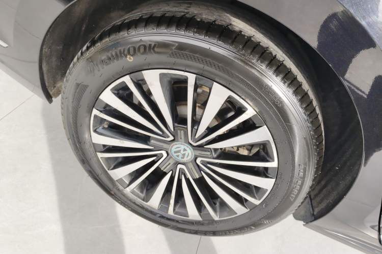 Used Volkswagen Passat 2020 330TSI Elite Edition China VI
