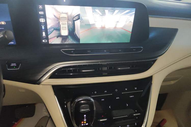 Used Buick GL8 2023 ES Lu Zun Deluxe Model
