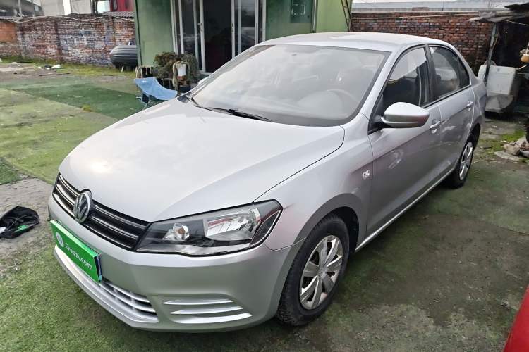 Used Volkswagen Jetta 2015 Zhuihui Edition 1.4L Manual Fashion Model