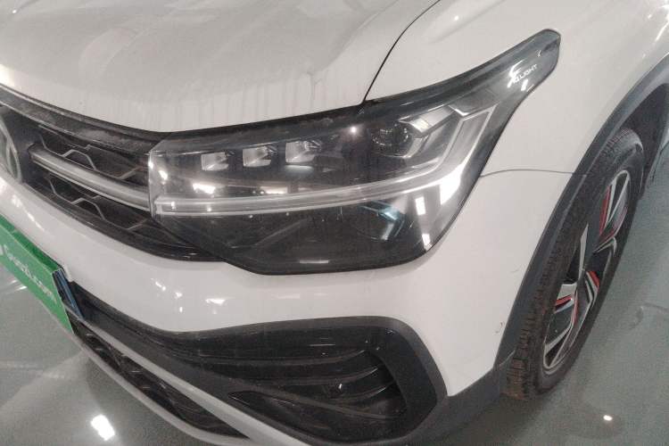 Used Volkswagen Tharu 2024 300TSI Two-Wheel-Drive Moon Luxury Edition