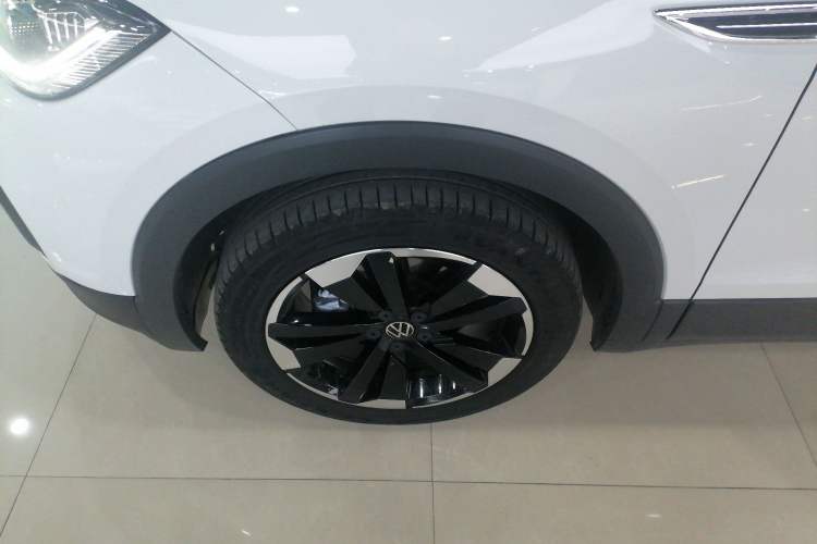 Used Volkswagen Tacqua 2023 200TSI DSG Joy-Connect Edition