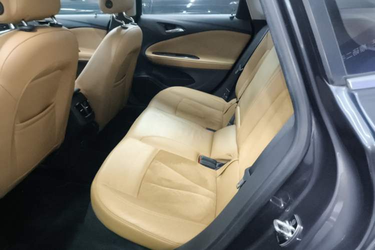 Used Buick Verano 2015 Sedan 20T Dual-Clutch Flagship Model