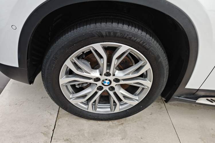 Used BMW X1 2019 sDrive20Li Leading Model
