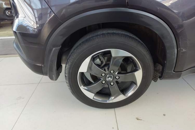 Used Honda Vezel 2016 1.8L CVT Front-Wheel Drive Pioneer Edition