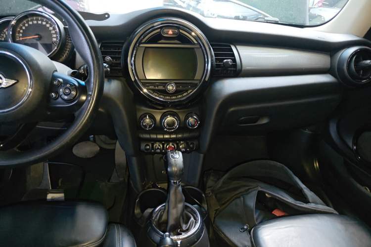 Used  MINI 2016 1.5T COOPER