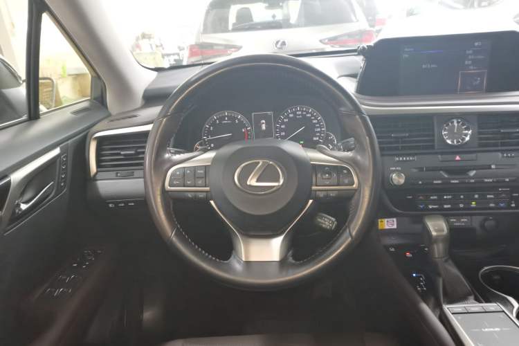 Used Lexus RX 2020 Revised Version 300 Two-Wheel Drive Comfort Edition
