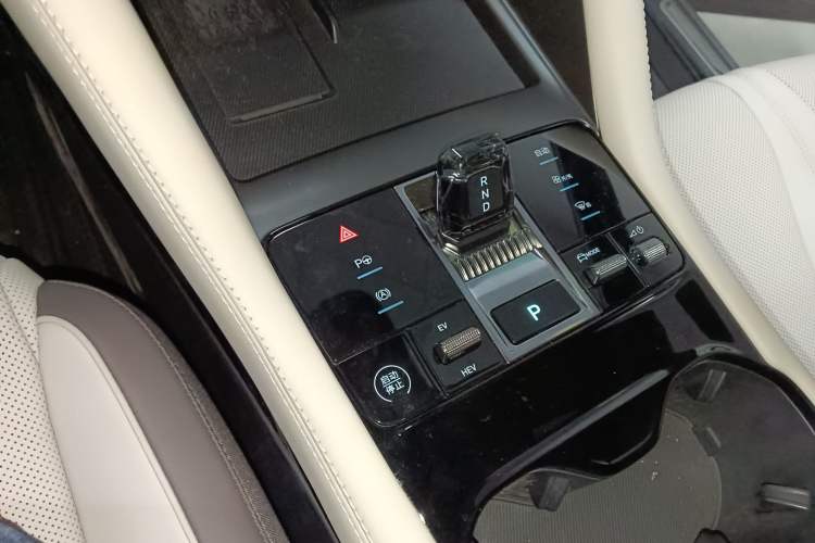 Used BYD Song PLUS New Energy 2025 DM-i Intelligent Driving 160KM Flagship Model
