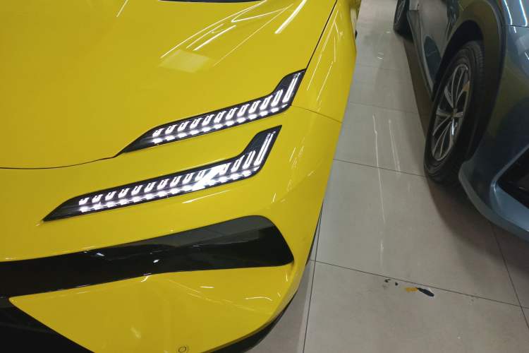 Used  EMEYA 2024 EMEYA S+
