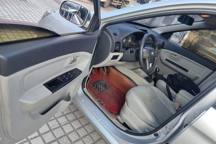 Used  M50S 2015 1.4L Restyled Business Class (Leaf Spring) K14B