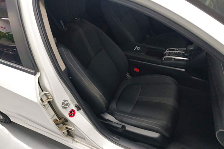 Used Honda Civic 2016 180TURBO CVT Comfort Version
