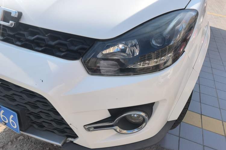 Used JMC Yuhu 3 2018 2.5T Diesel 4x4 Luxury Edition Long Wheelbase
