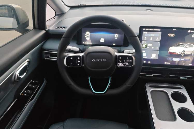 Used AION Y 2023 Younger Star Edition
