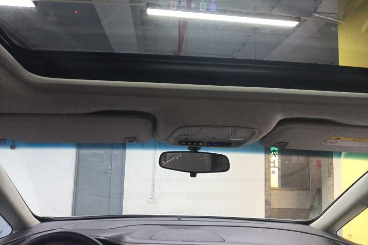 Used Buick GL8 2017 ES 28T Comfort Model China V Standard
