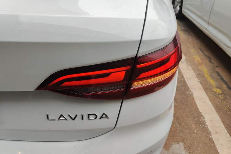 Used Volkswagen Lavida 2023 1.5L Automatic De Yi Edition
