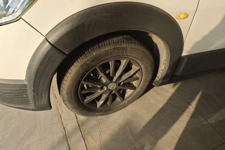 Used Venucia R50X 2015 1.6L Automatic Trend Edition