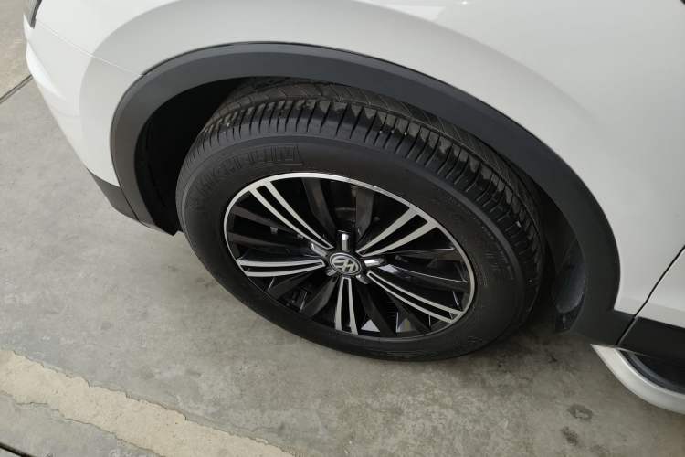 Used Volkswagen Tiguan L 2020 330TSI Automatic Two-Wheel Drive Panoramic Comfort Edition China VI Standard